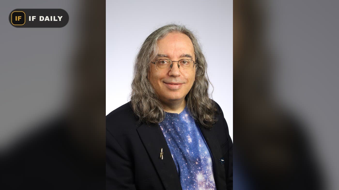 A portrait of astronomer Jonathan McDowell.