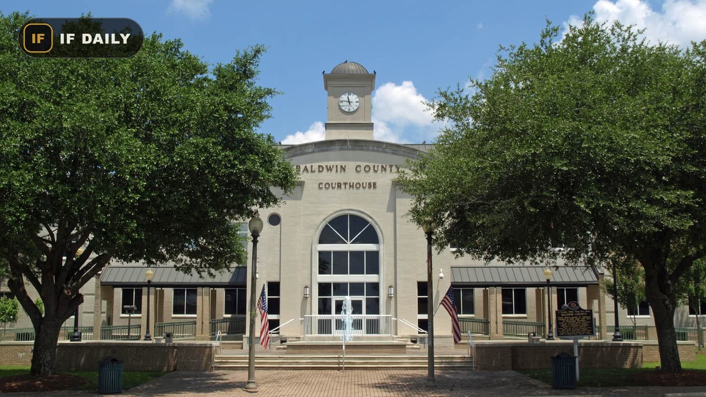 The Baldwin County Courthouse in Bay Minette, Alabama