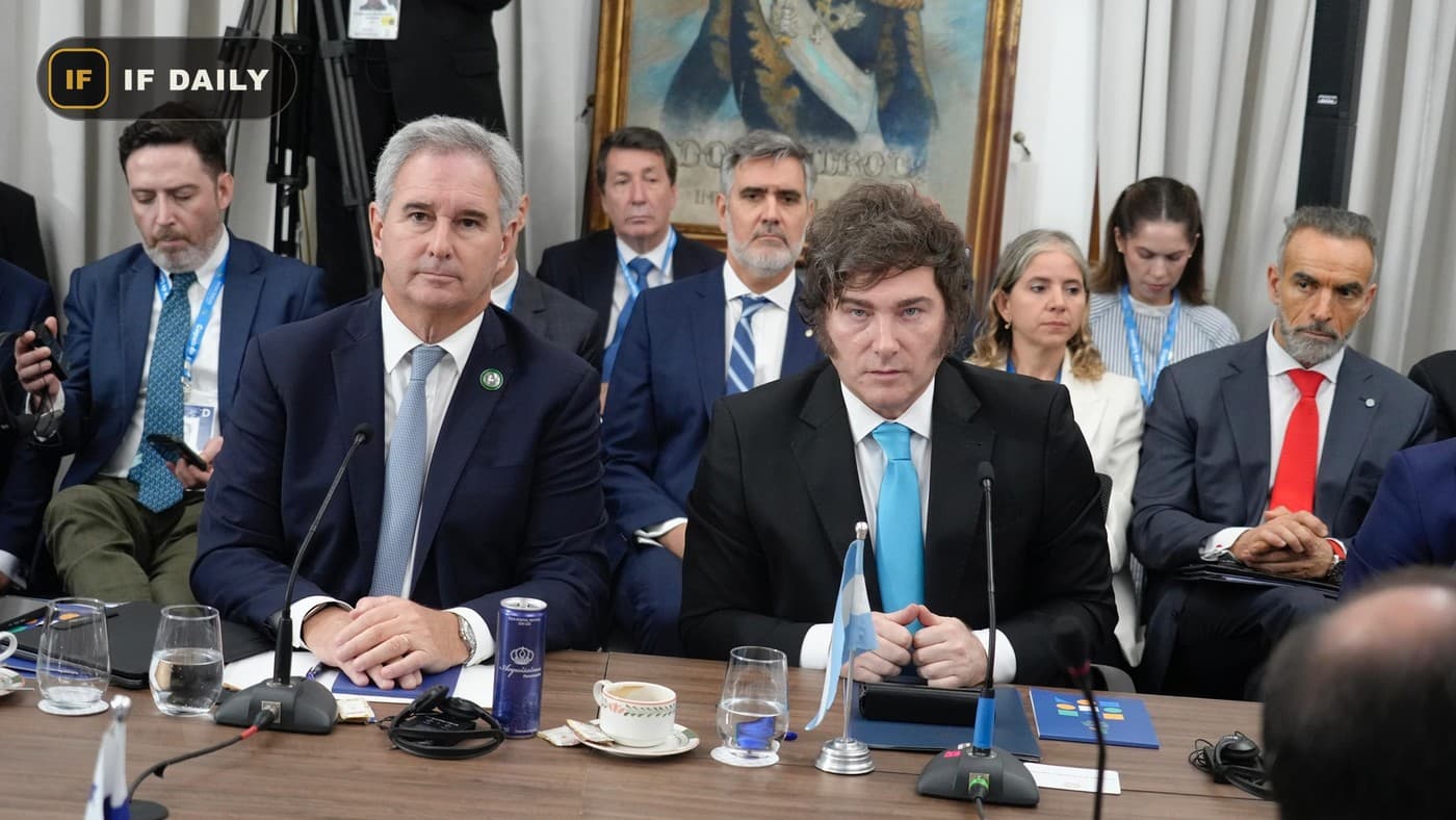 Javier Milei speaking at a Mercosur summit table