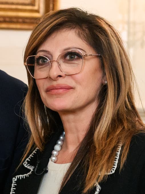 Maria Bartiromo interviews President Trump at the White House, April 2026 (official White House photo)