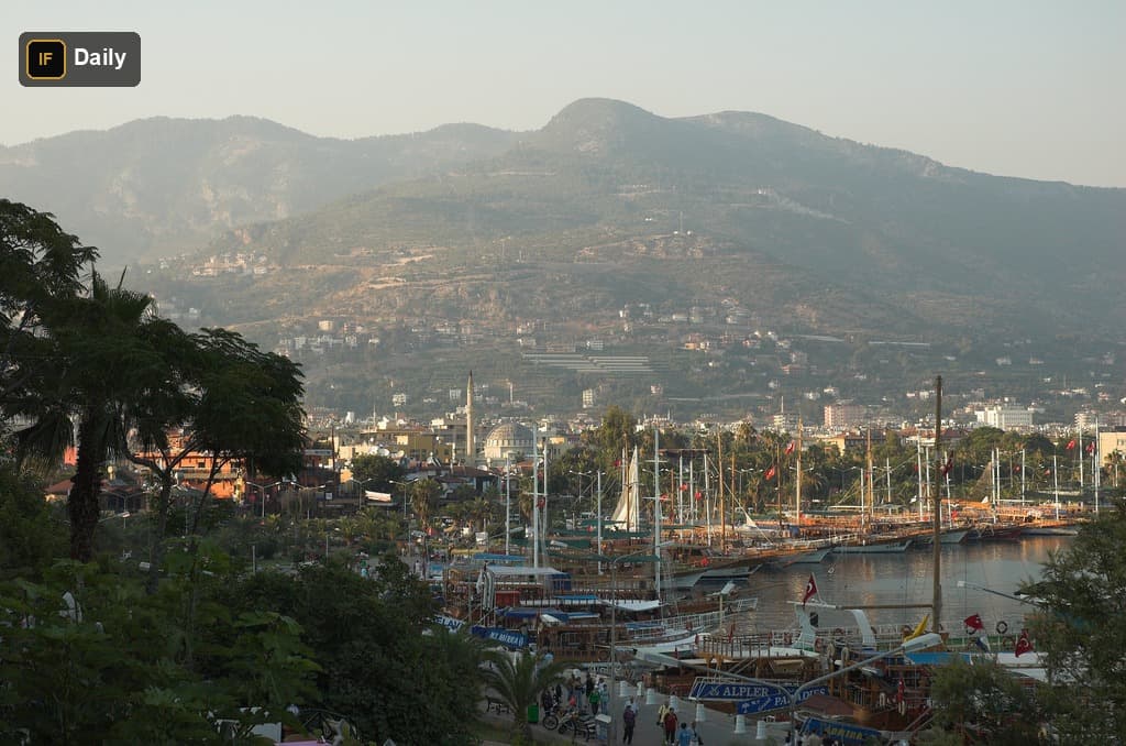 The harbor at Alanya, Turkey (file photo, unrelated to the specific pier involved)