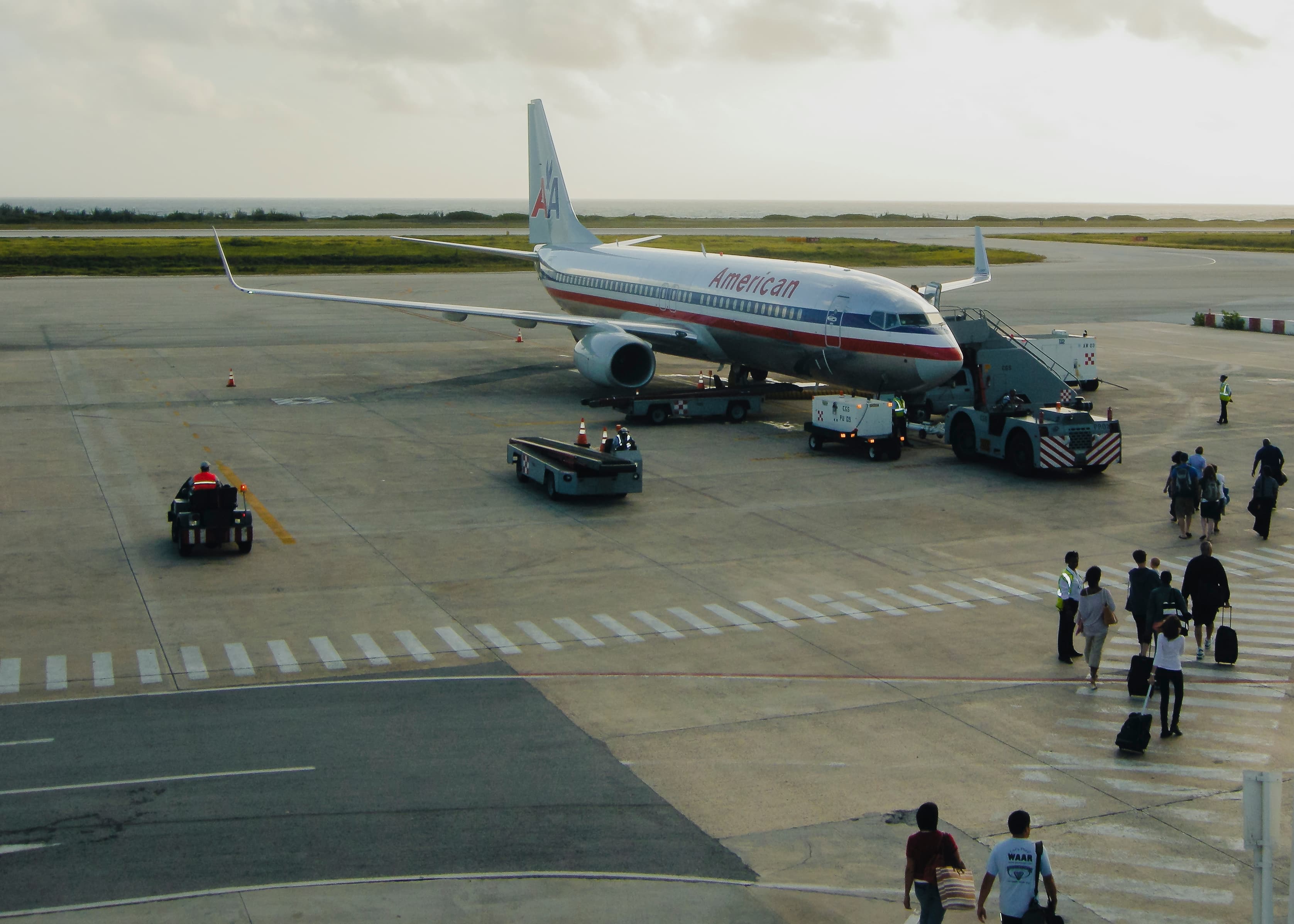 An American Airlines aircraft on the tarmac (file photo, not the aircraft involved)