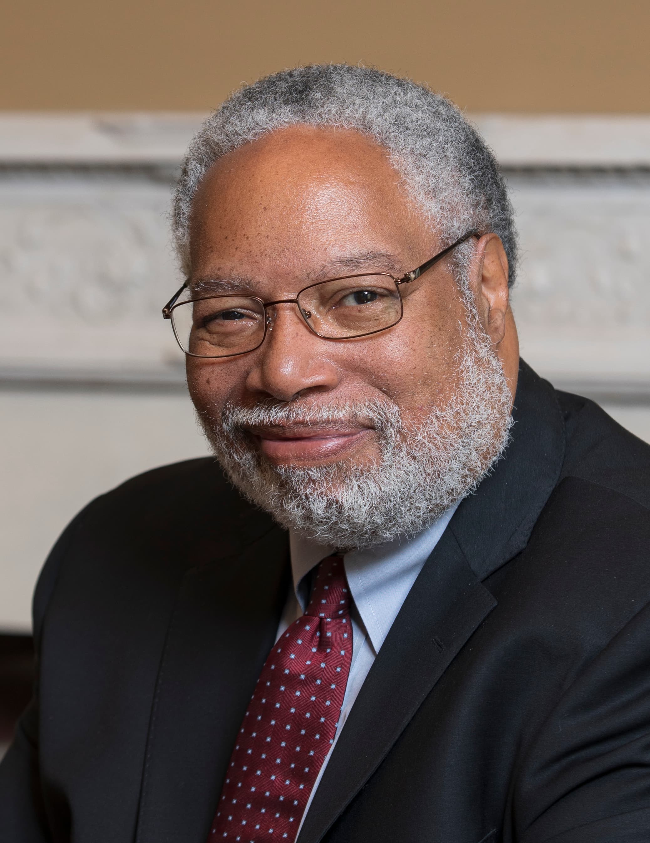 Smithsonian Secretary Lonnie Bunch to Retire After Year of Clashes With Trump Administration